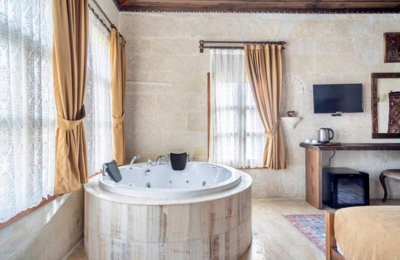 Uzay Cave Suite Hotel ウルギュップ エクステリア 写真