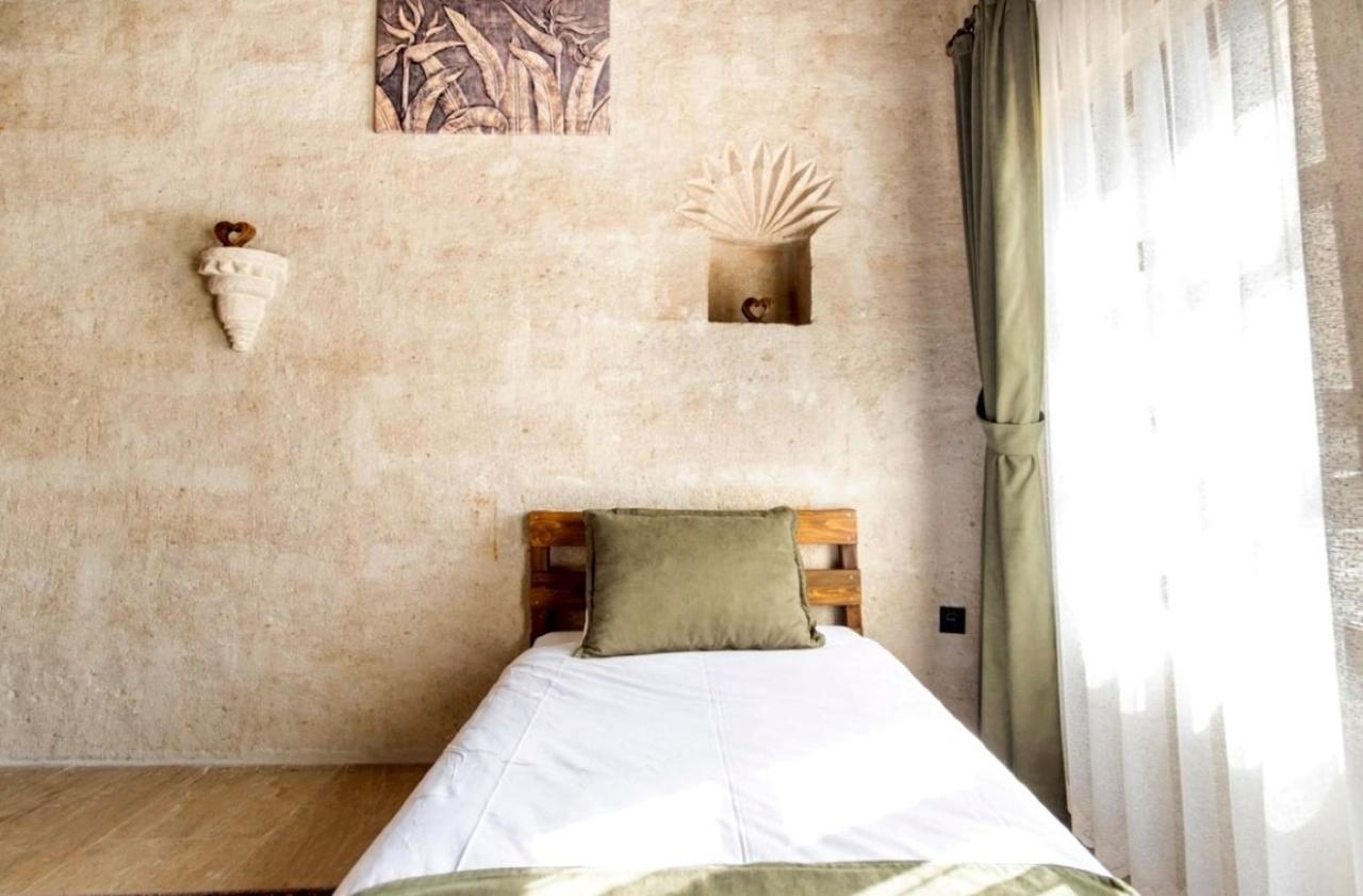 Uzay Cave Suite Hotel ウルギュップ エクステリア 写真